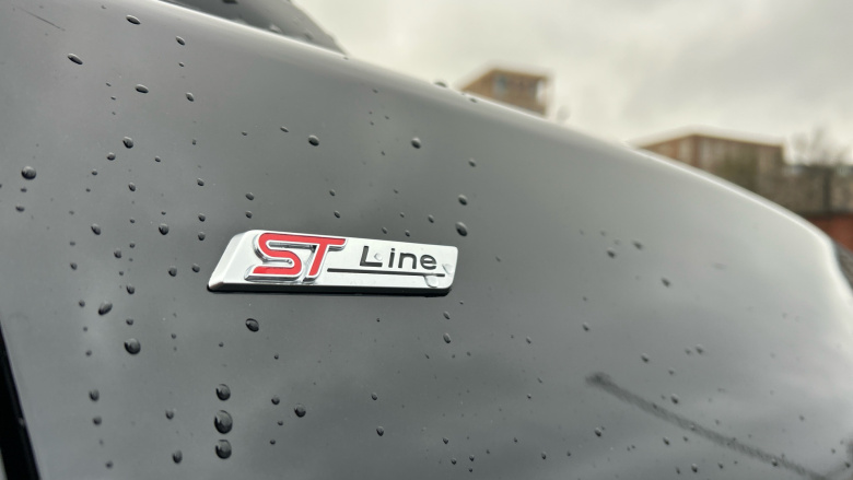 Ford Puma 1.0 EcoBoost Hybrid mHEV ST-Line X 5dr Petrol Hatchback